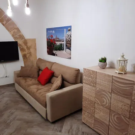 Apartment Ilassia House